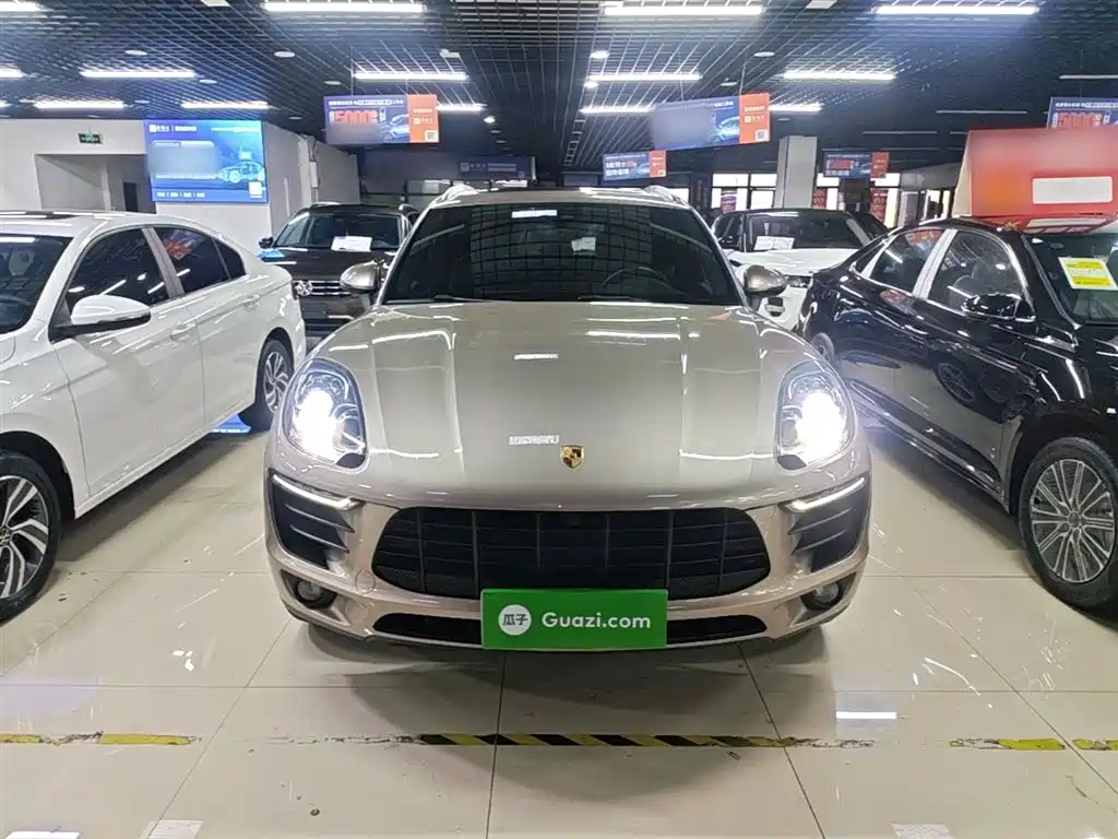Porsche Macan 2017 Macan 2.0T фото 3