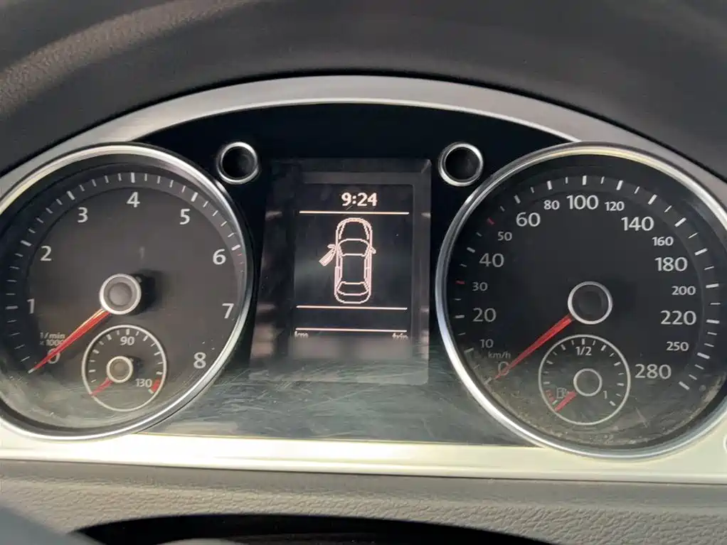 Volkswagen FAW-Volkswagen CC 2018 1.8TSI Premium фото 5