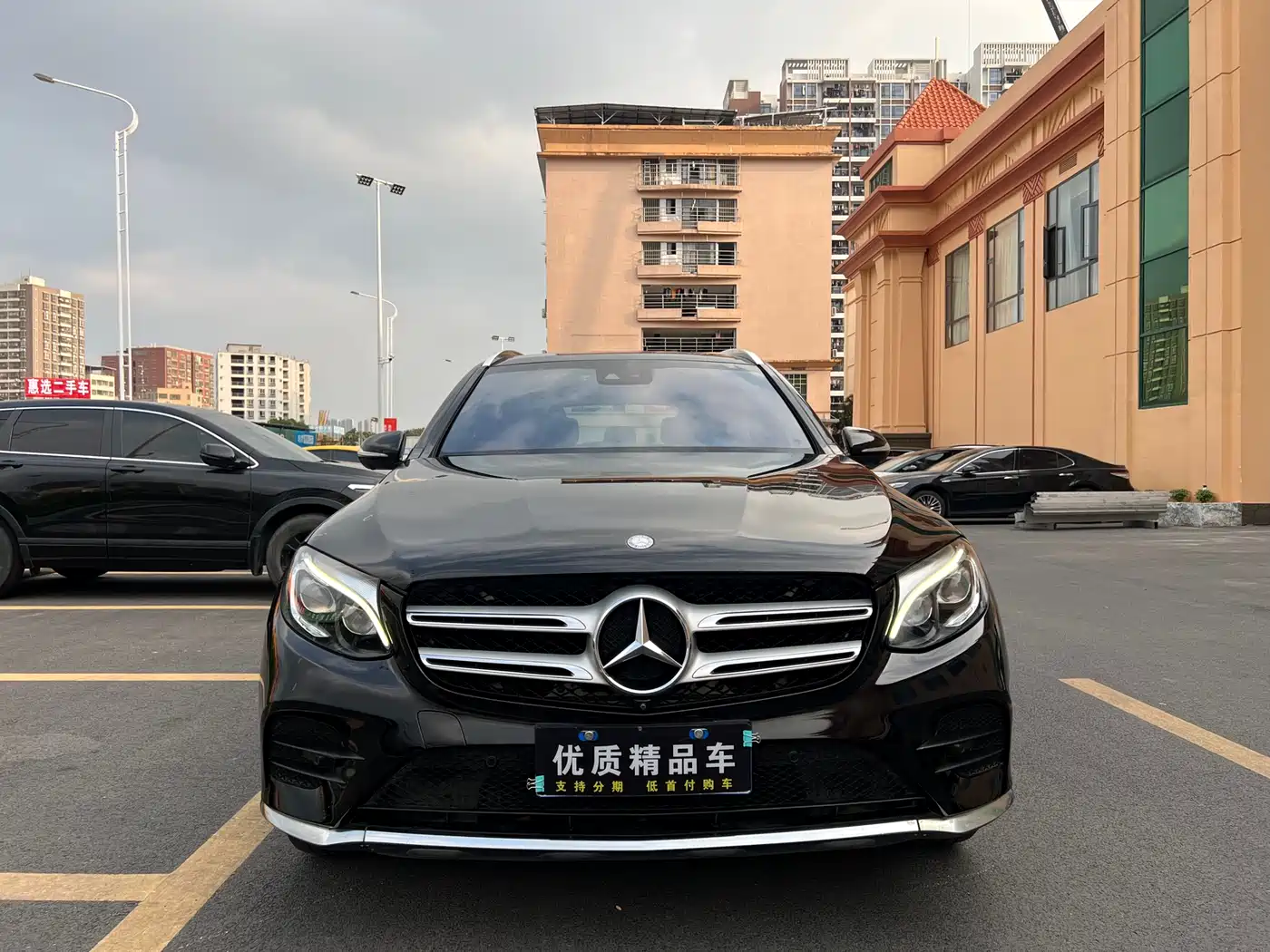 Mercedes-Benz GLC 2017 GLC 300 4MATIC Dynamic фото 2