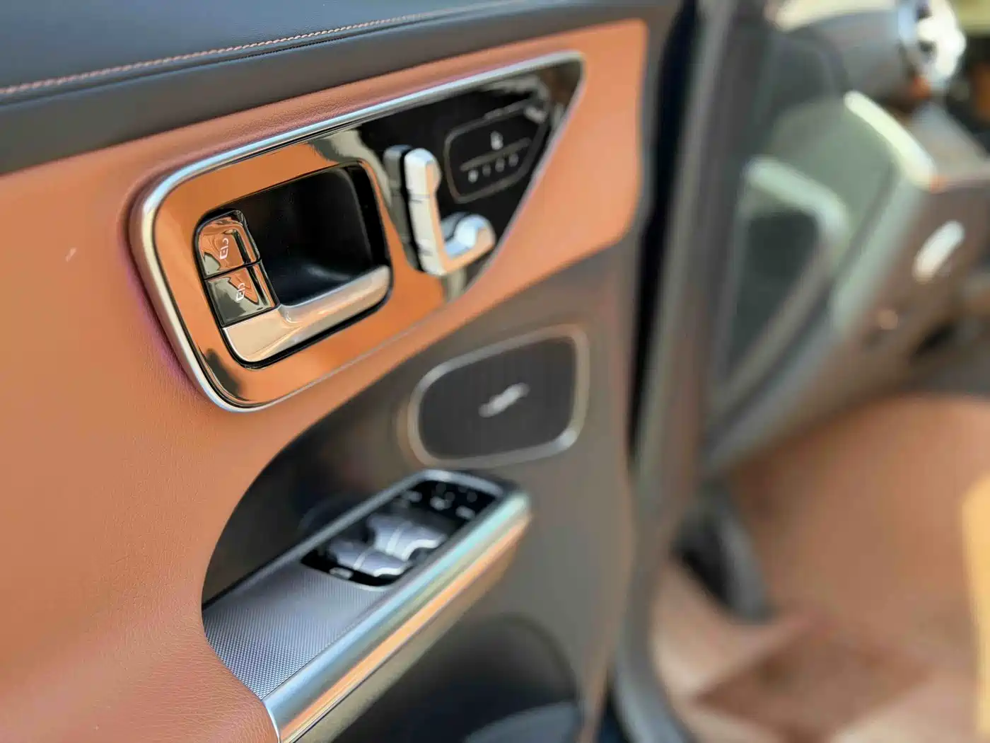 Mercedes-Benz GLC 2025 GLC 300 L 4MATIC Dynamic 5-seater фото 8