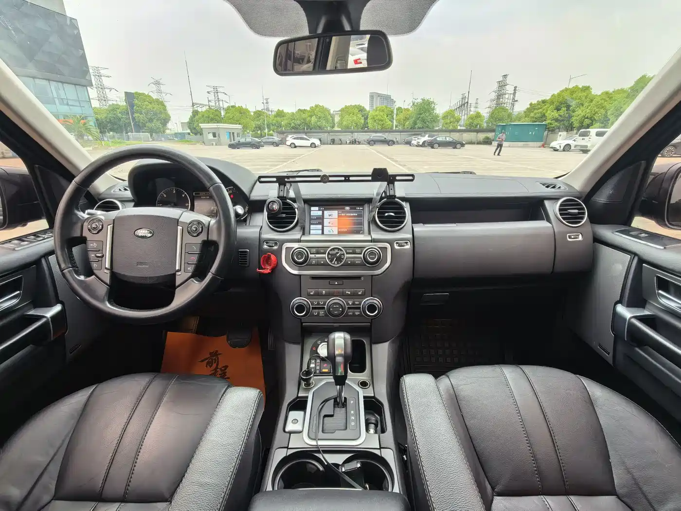 Land Rover Discovery 2011 3.0 SDV6 HSE Diesel фото 7