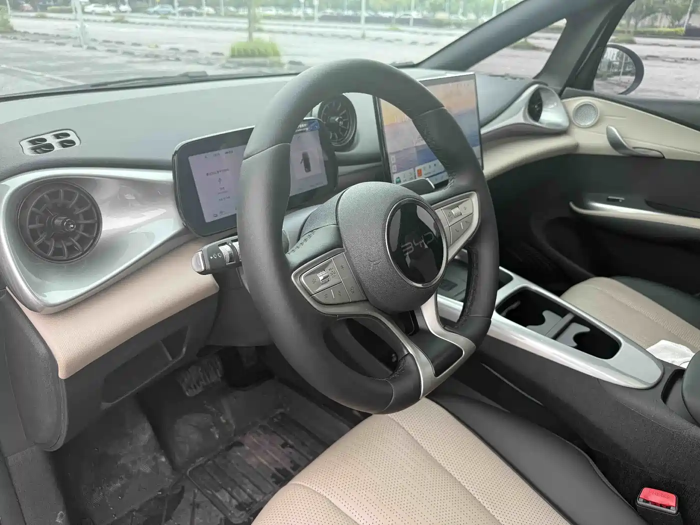 BYD Dolphin 2025 Smart Drive Edition 410km Fashion Version фото 5