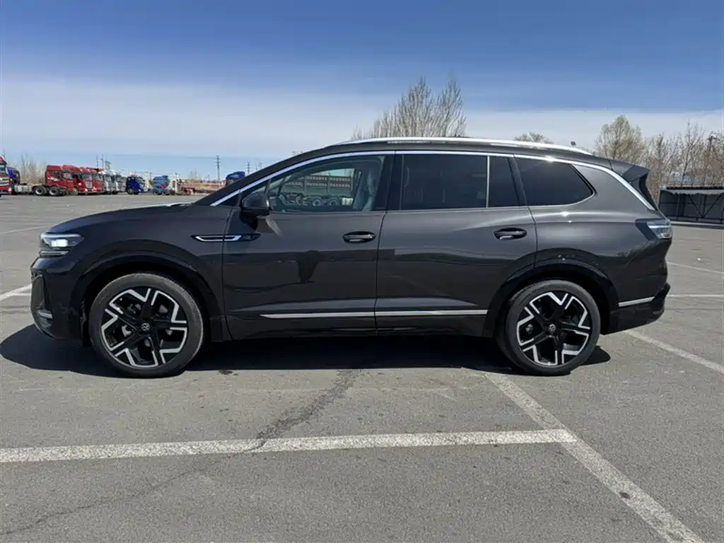 Volkswagen Talagon 2025 450TSI R-Line 6-Seater фото 6