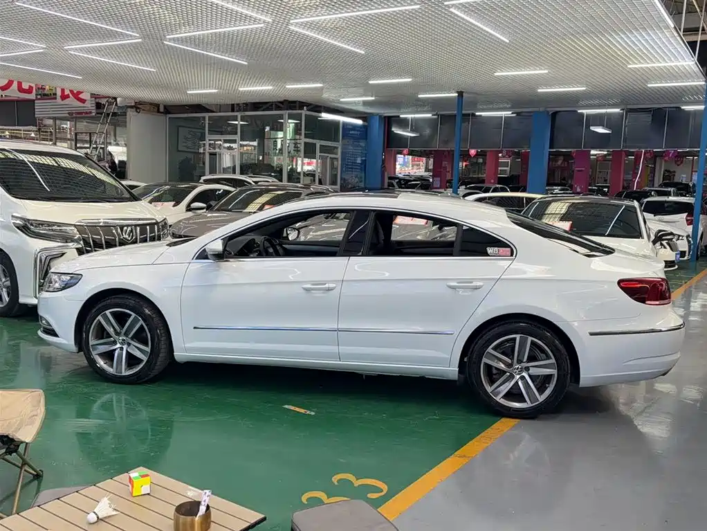 Volkswagen FAW-Volkswagen CC 2018 1.8TSI Premium фото 11