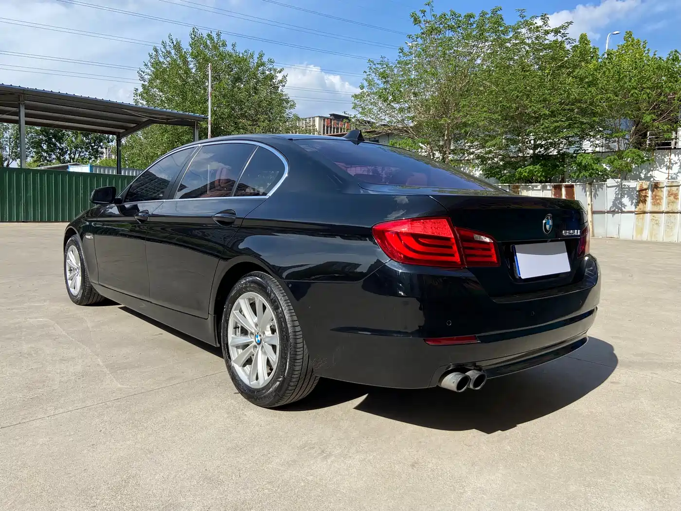 BMW 5 Series 2013 525Li Luxury фото 3