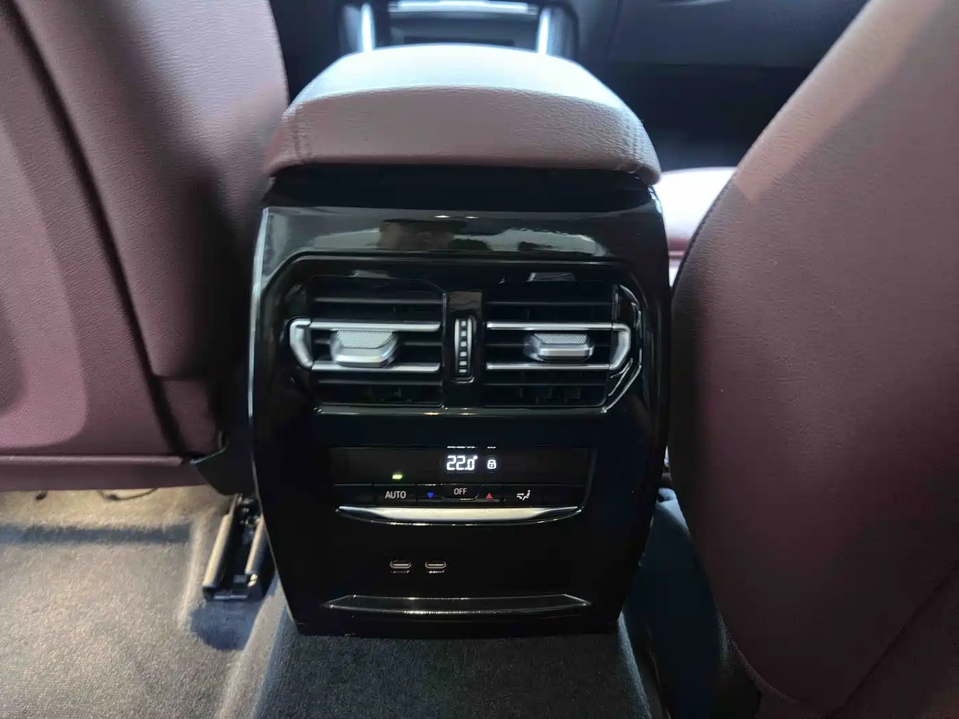 BMW 3 Series 2023 320Li M Sport Package фото 20