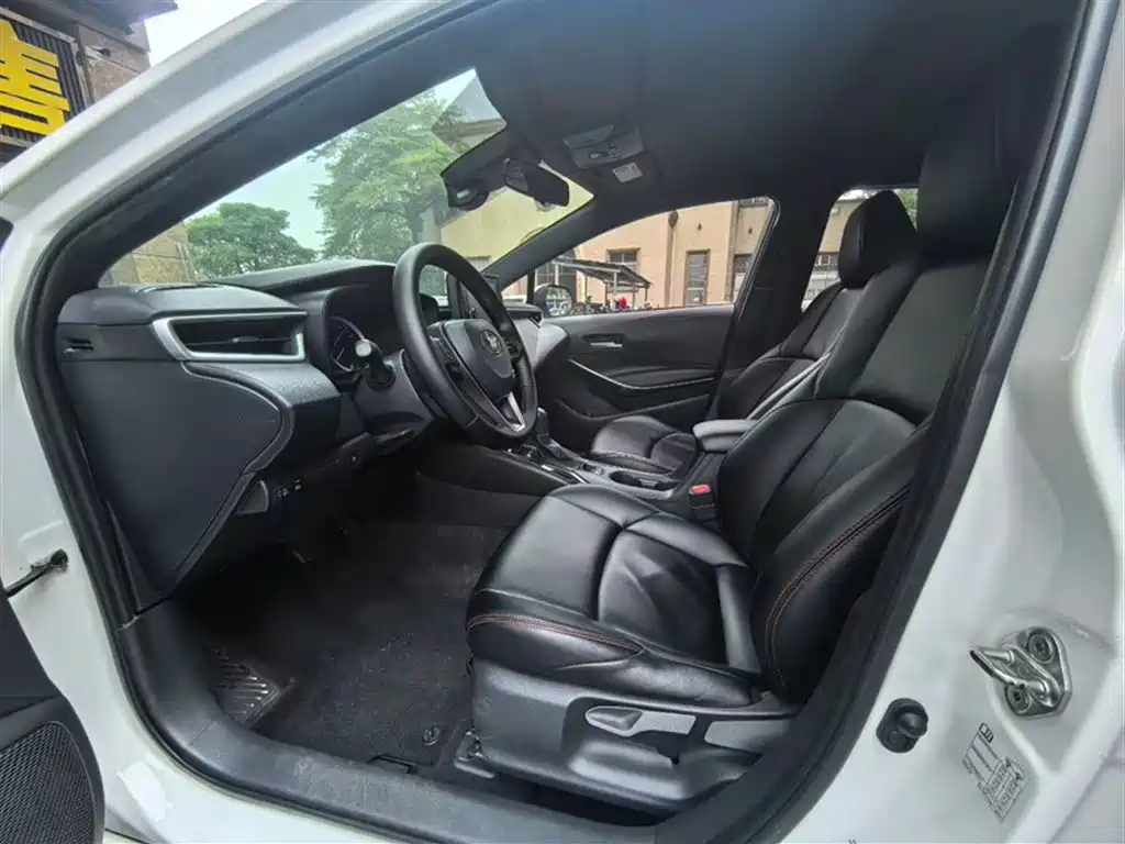 Toyota Levin 2021 Dual Hybrid 1.8H E-CVT Leading Edition фото 14