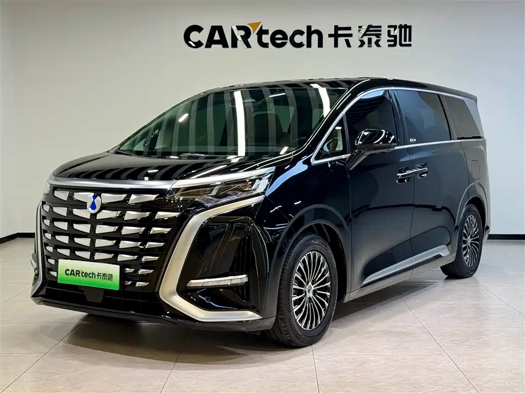 Denza D9 2024 DM-i 980 AWD Prestige