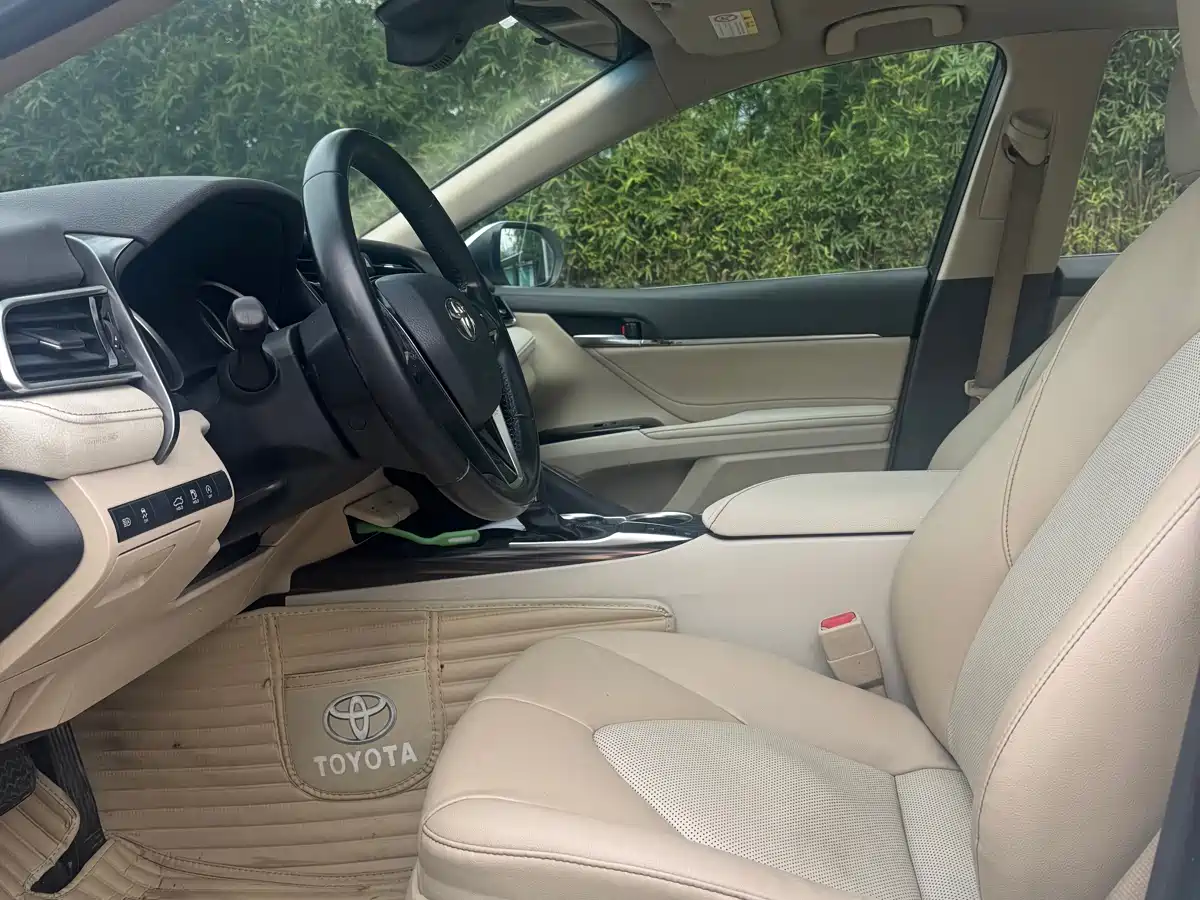 Toyota Camry 2019 2.0G Luxury (China V) фото 4