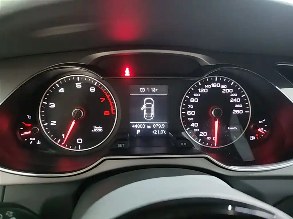 Audi A4L 2015 35 TFSI Auto Standard фото 12