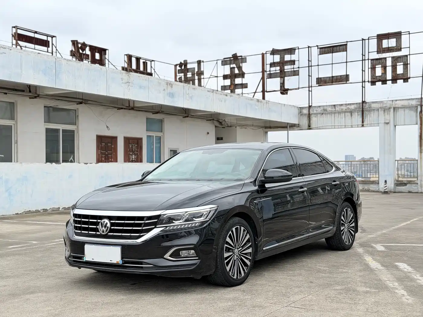 Volkswagen Passat 2019 Model 380TSI Luxury Edition China VI
