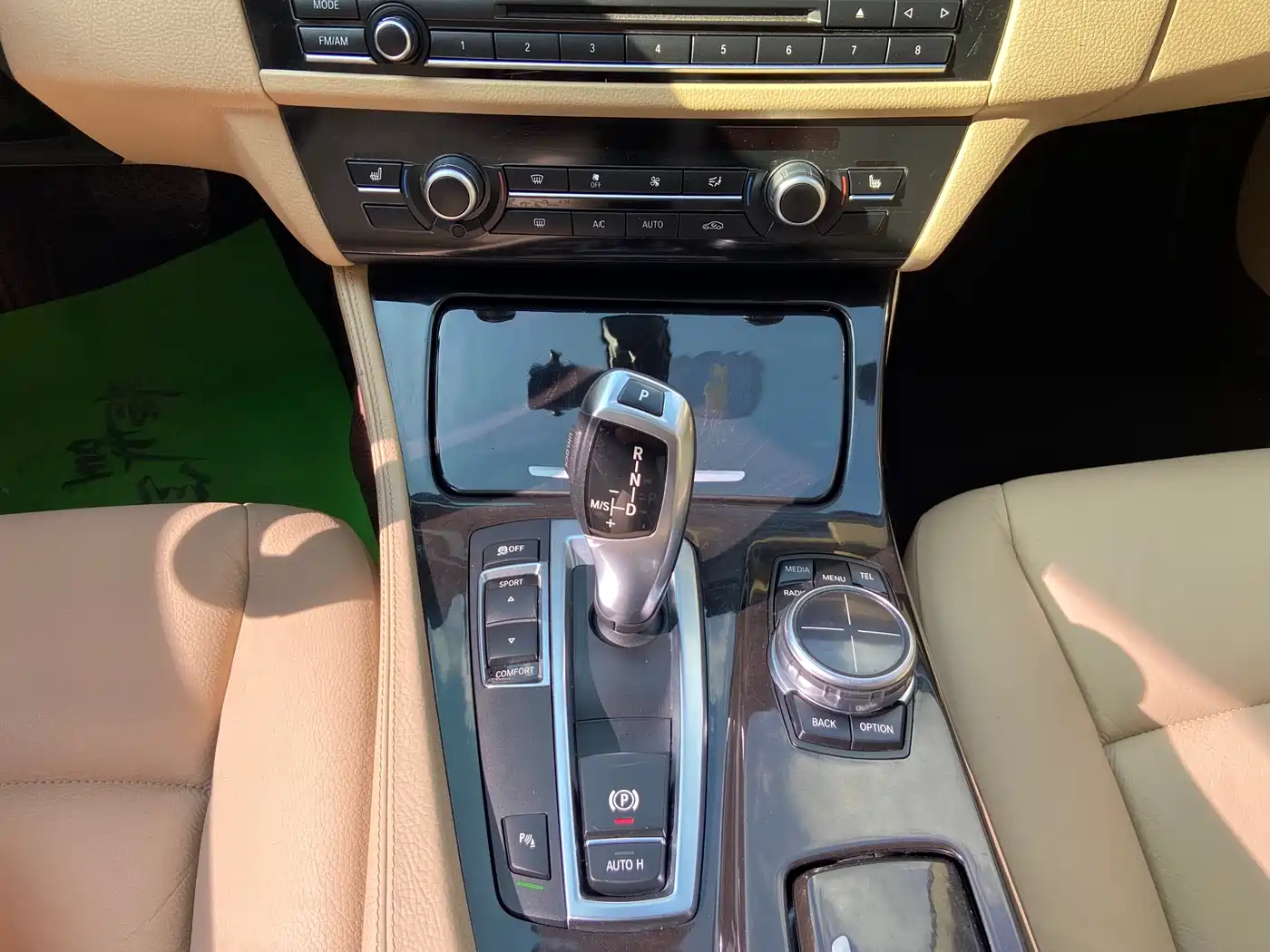 BMW 5 Series 2013 525Li Luxury фото 15