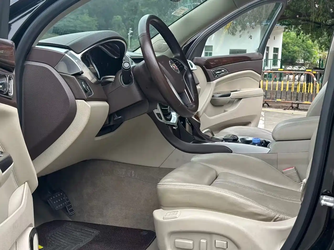 Cadillac SRX 2015 3.0L Elite фото 6