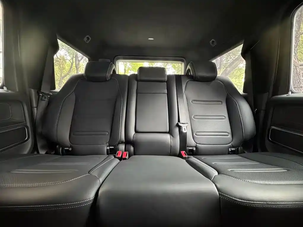 Mercedes-Benz G-Class 2024 G 500 фото 18