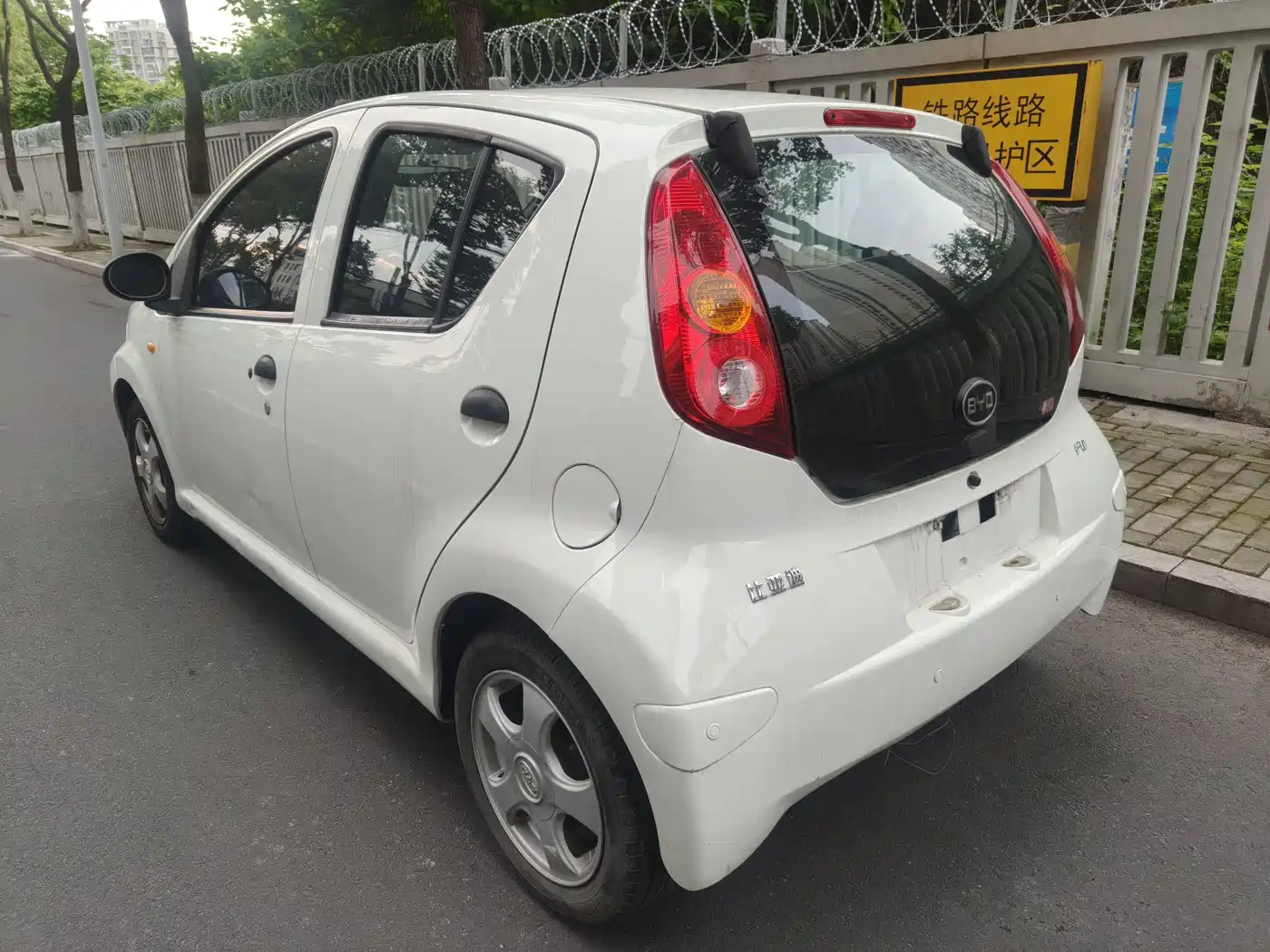 BYD F0 2015 1.0L AMT Cool Edition фото 5