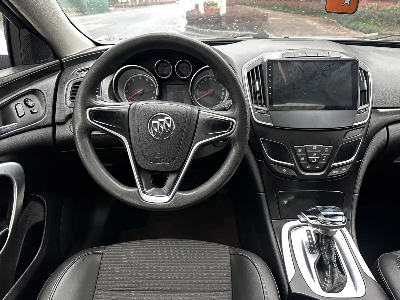 Buick Regal 2015 1.6T Leading Tech Edition фото 11