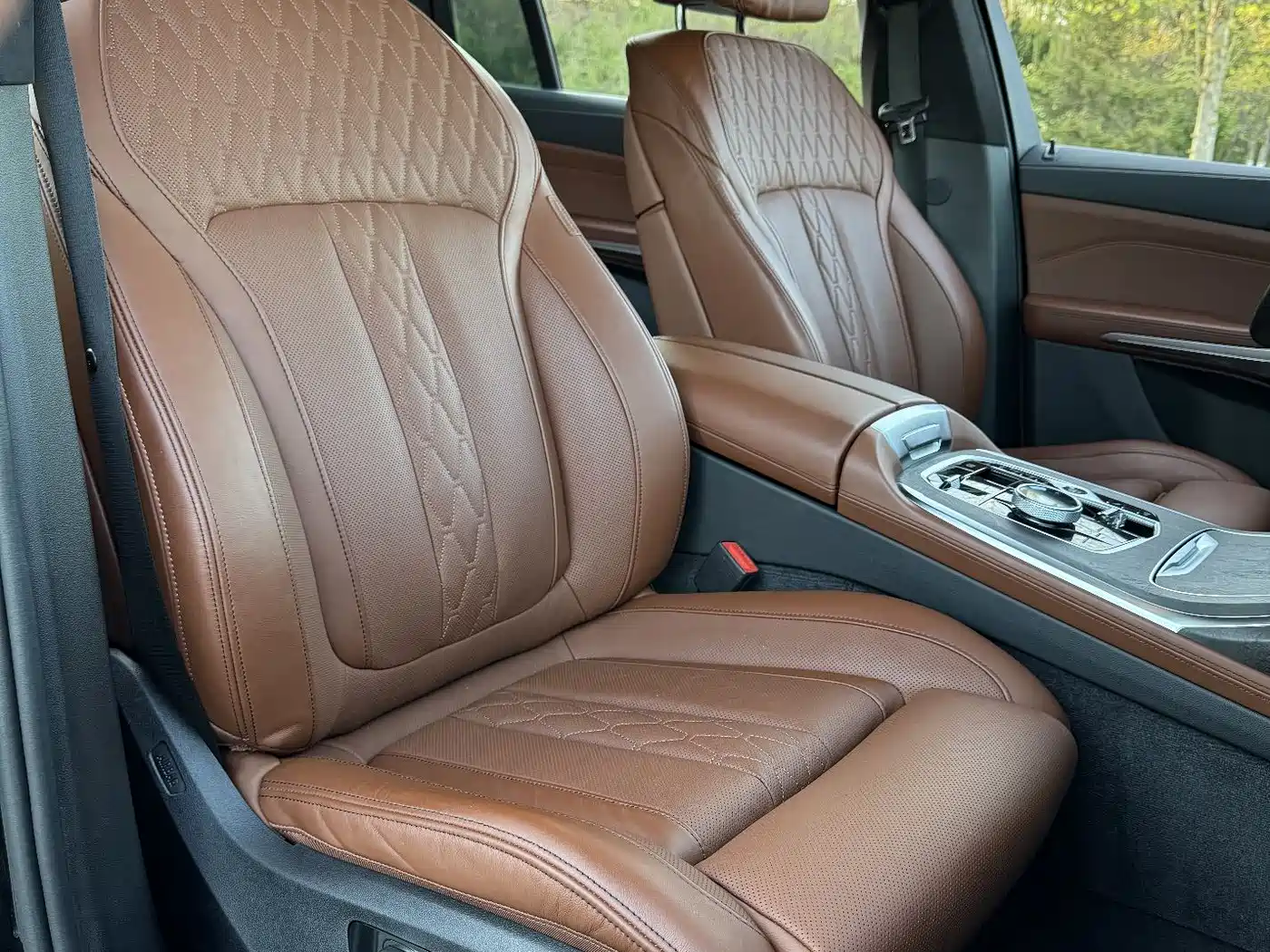 BMW X7 2023 xDrive40i Exclusive M Sport Package фото 17
