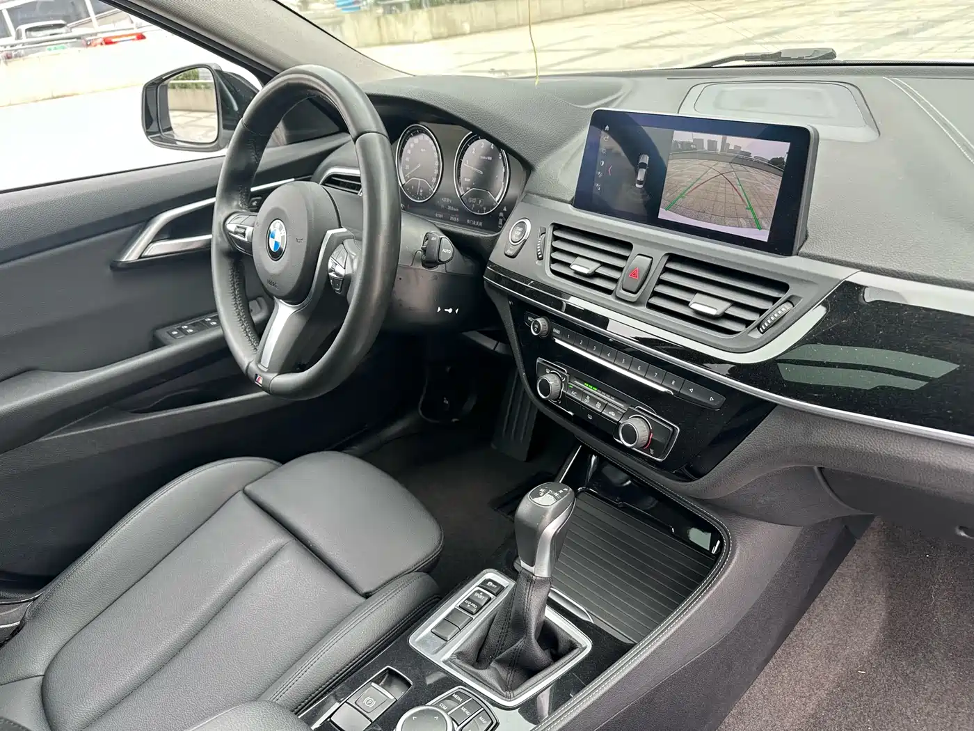 BMW 1 Series 2019 120i Leading M Sport Package фото 13