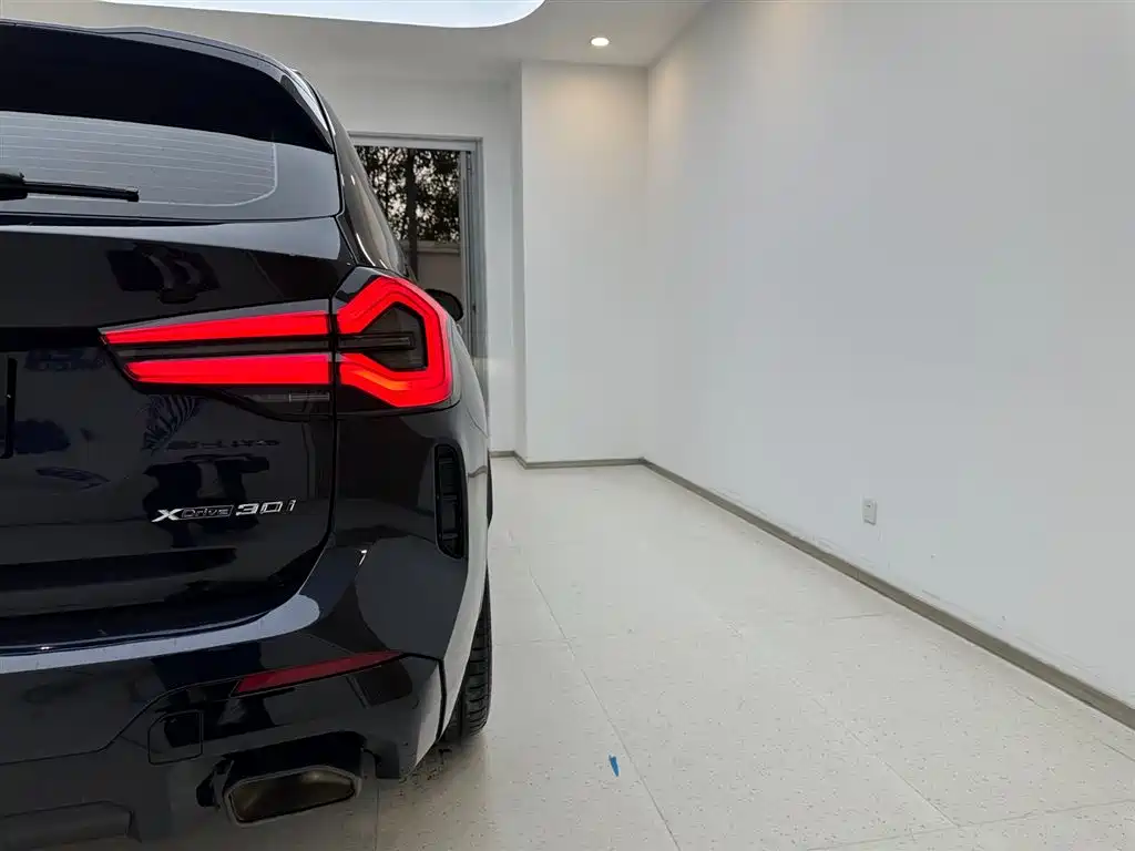 BMW X3 2022 xDrive30i Leading M Night Package фото 9