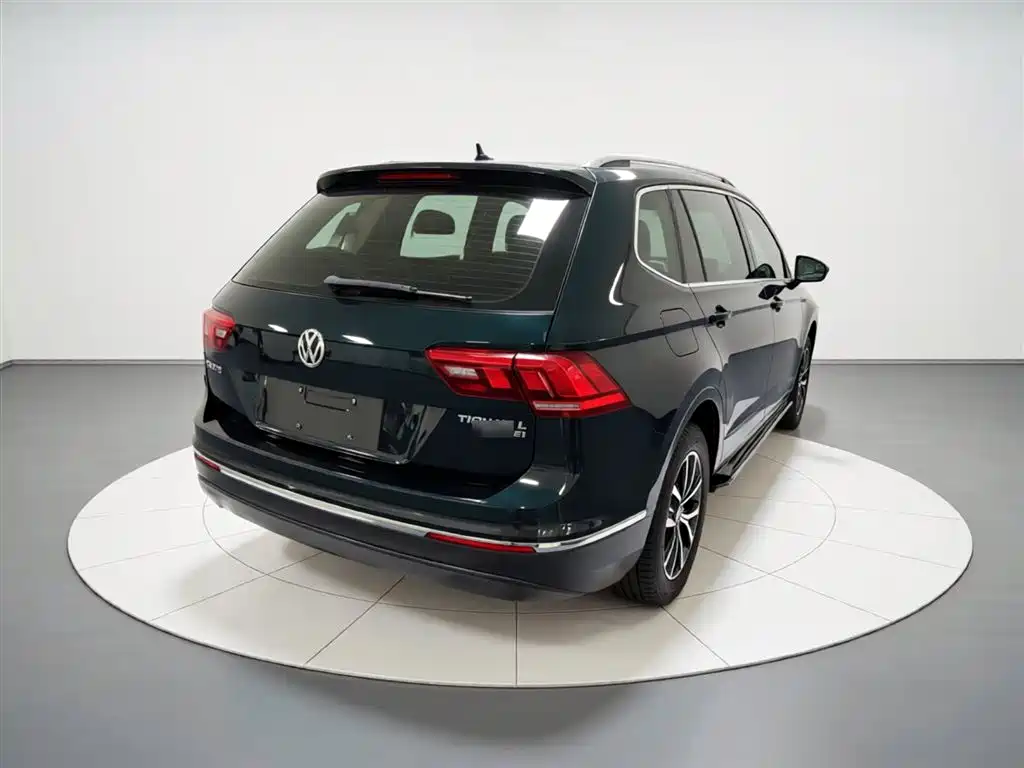 Volkswagen Tiguan L 2018 330TSI Automatic 2WD Luxury Edition фото 5