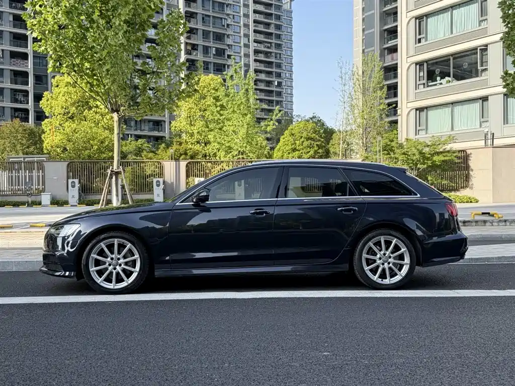 Audi A6 (Import) 2017 Avant 40 TFSI Sport фото 2