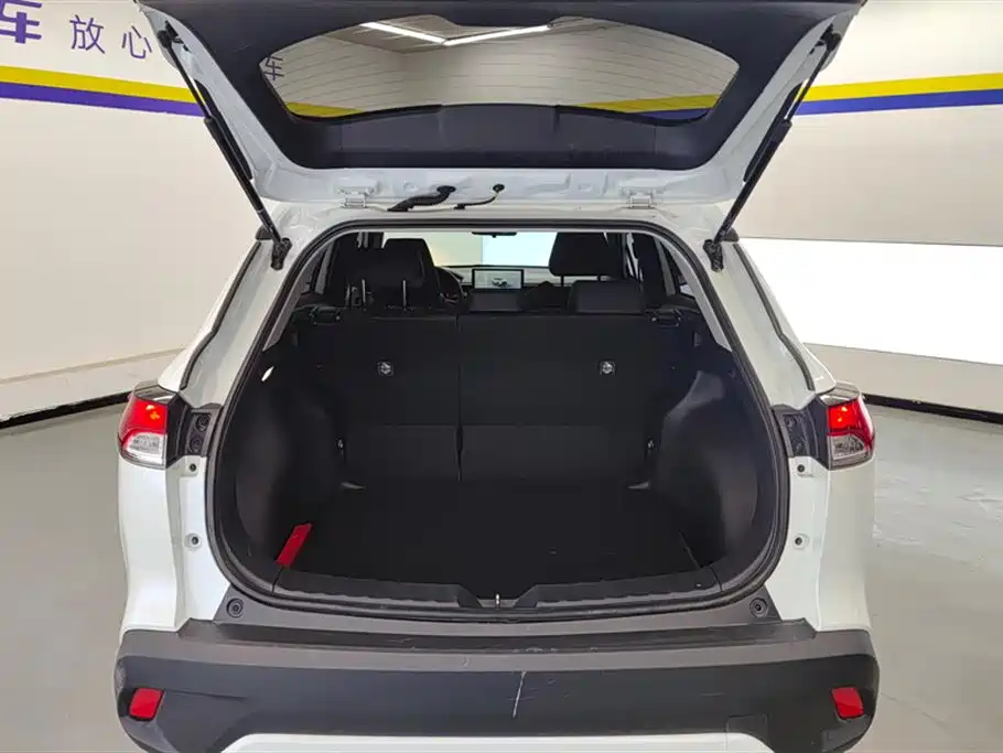 Toyota Corolla Cross 2024 2.0L Elite Edition фото 4