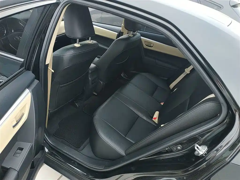 Toyota Corolla 2017 Facelift 1.2T S-CVT GL фото 13