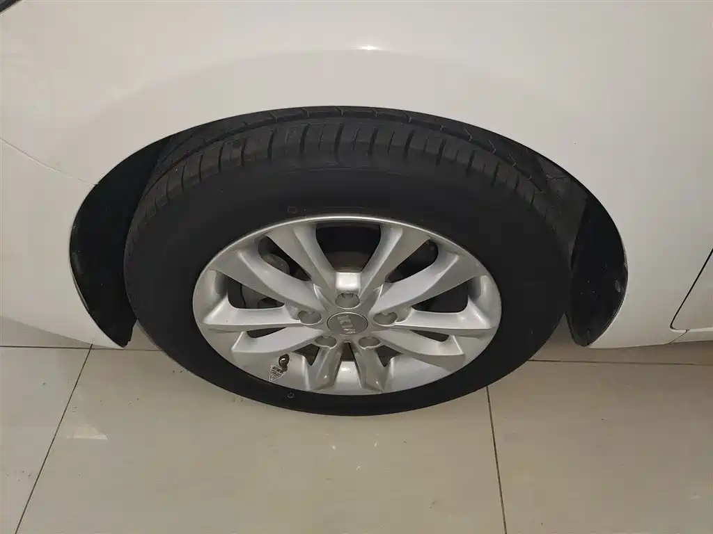 Kia K3 2016 1.6L Automatic GL фото 23