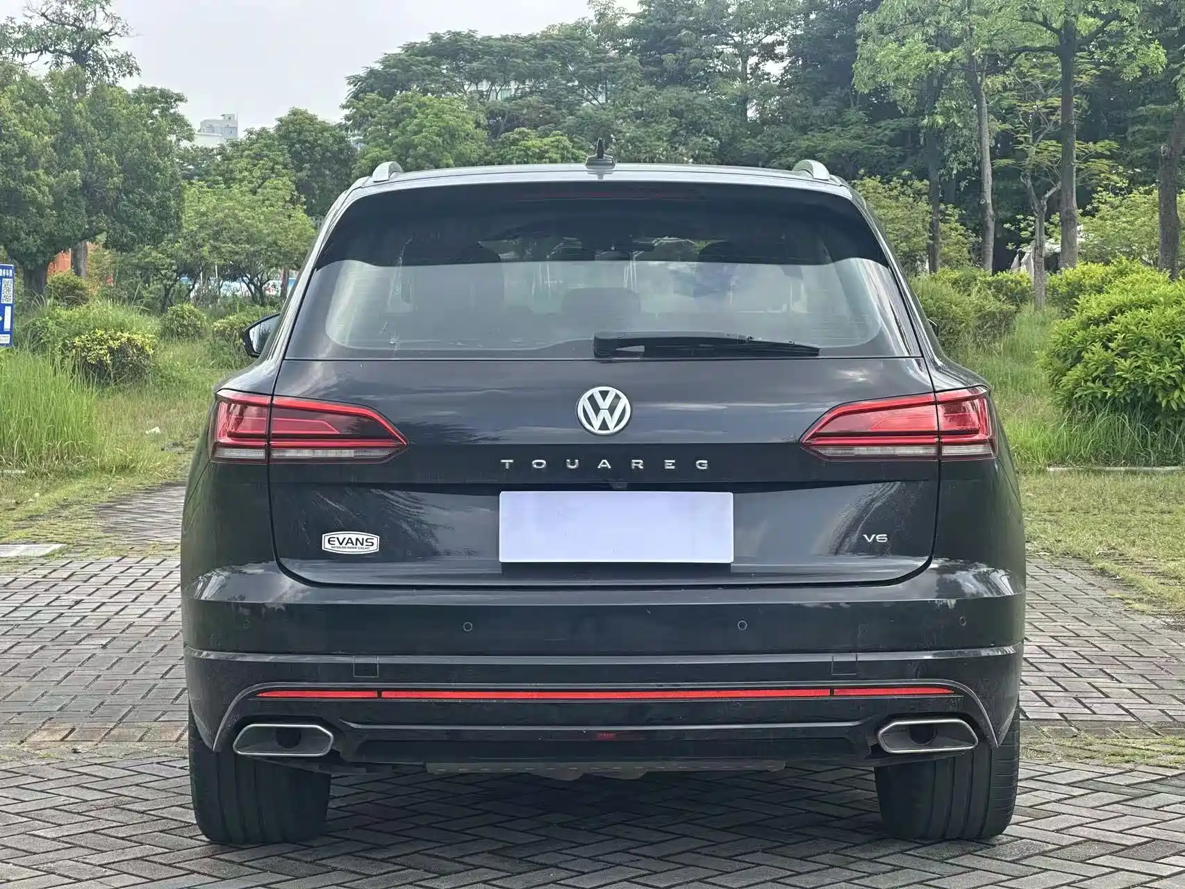 Фото 8 - Volkswagen Touareg