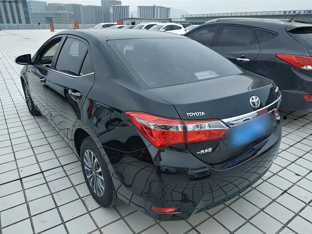 Toyota Corolla 2017 Facelift 1.2T S-CVT GL фото 23