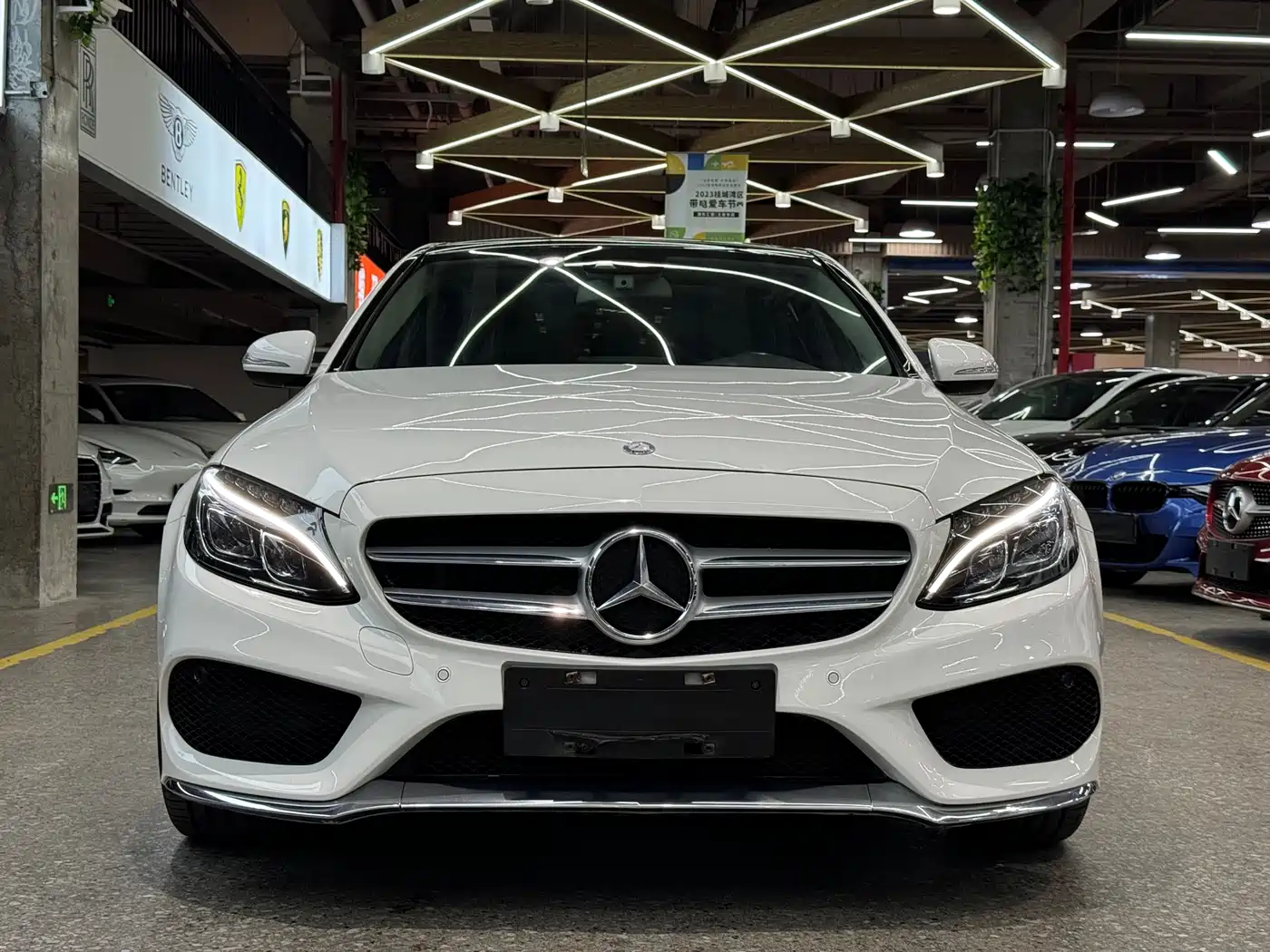 Mercedes-Benz C-Class 2015 C 300 L Sport фото 2