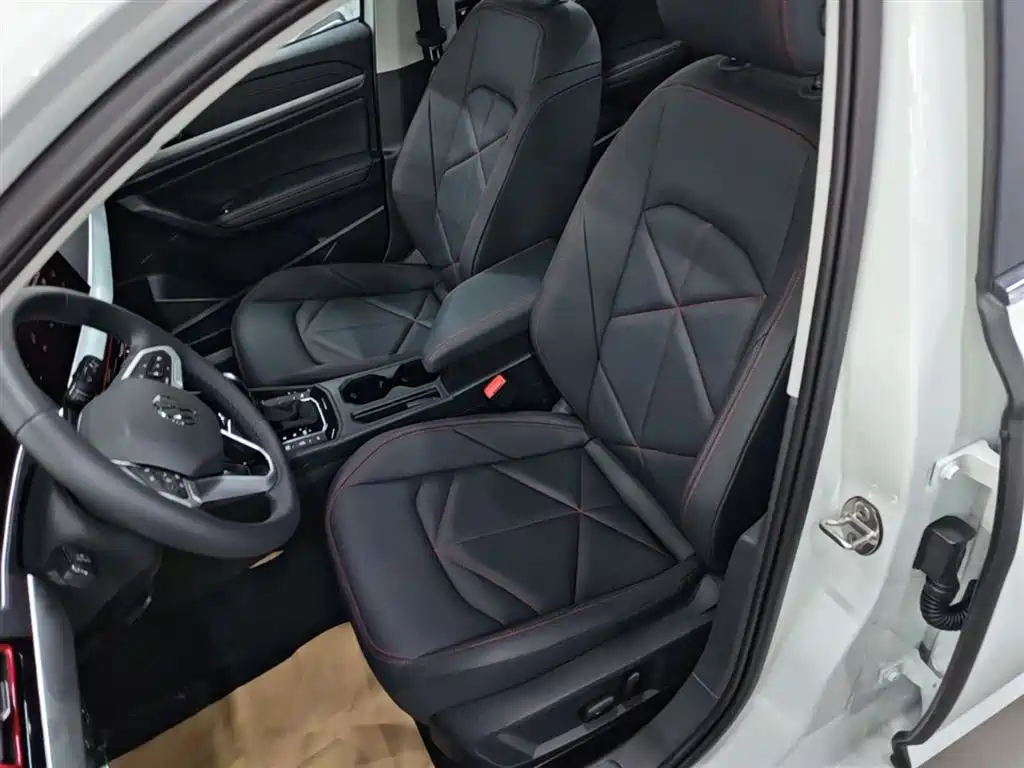 Volkswagen Lavida 2024 Model 300TSI DSG Starlight Leading Edition фото 15