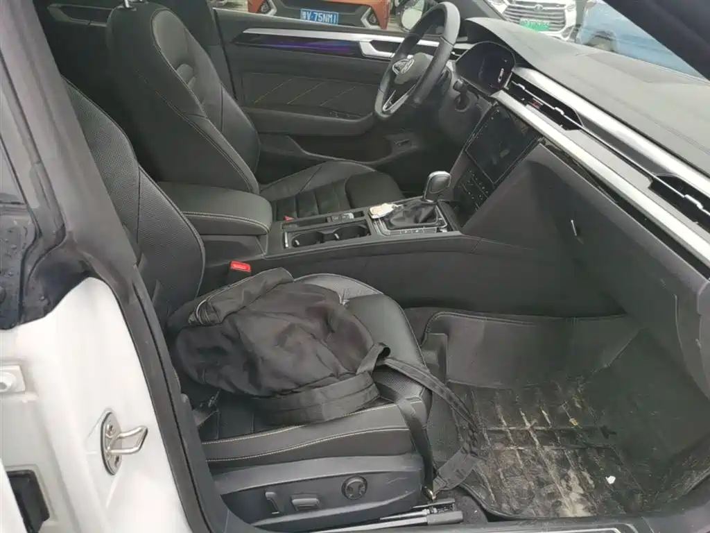 Volkswagen FAW-Volkswagen CC 2024 380TSI Eye-catching Public Sharing Edition фото 25