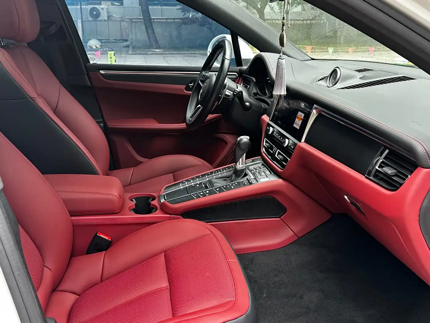 Porsche Macan 2018 Macan 2.0T фото 11