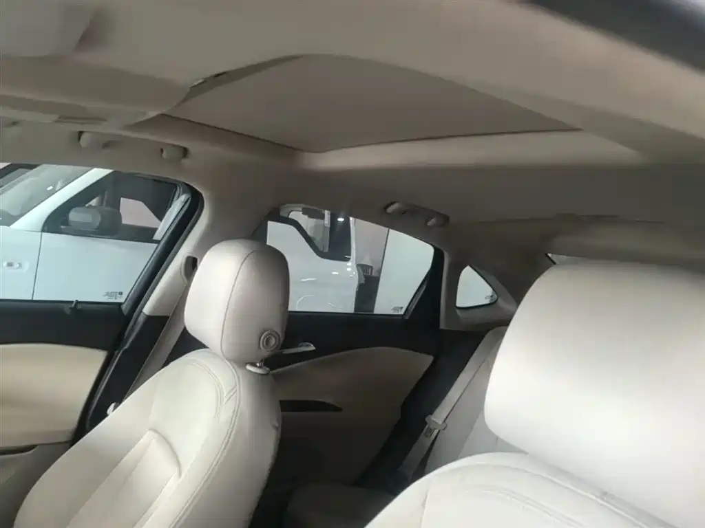 Buick Verano 2015 Sedan 15S Automatic Progressive фото 18