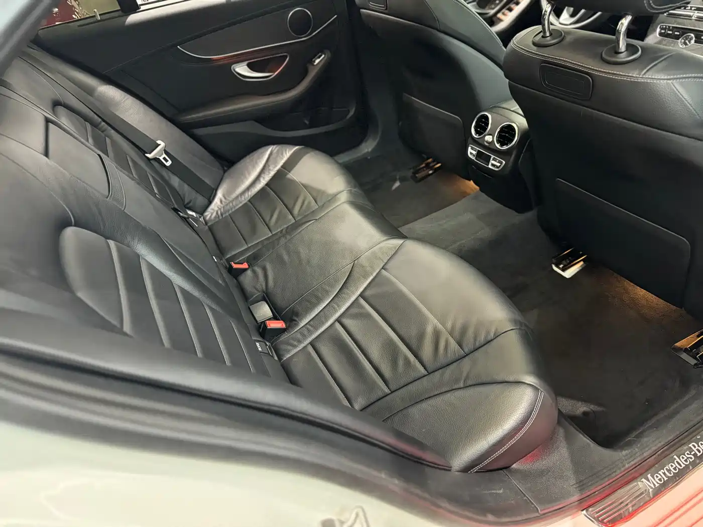 Mercedes-Benz C-Class 2015 C 300 L Sport фото 28