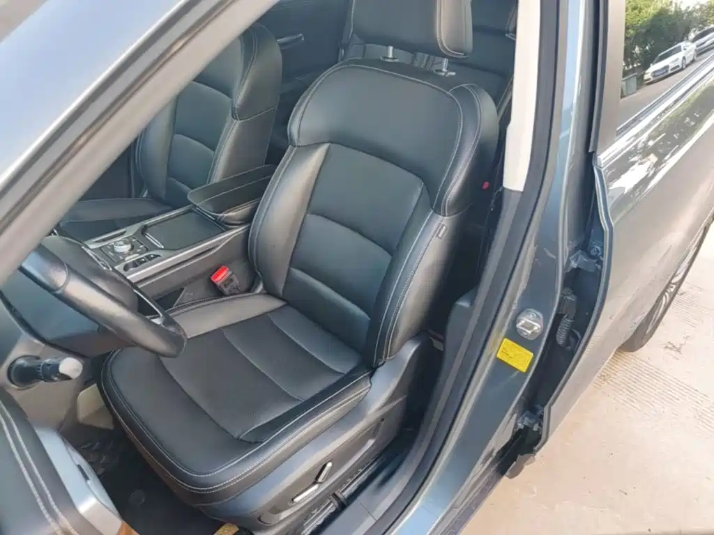 Geely Haoyue 2021 2020 1.8TD DCT Luxury 7-Seater