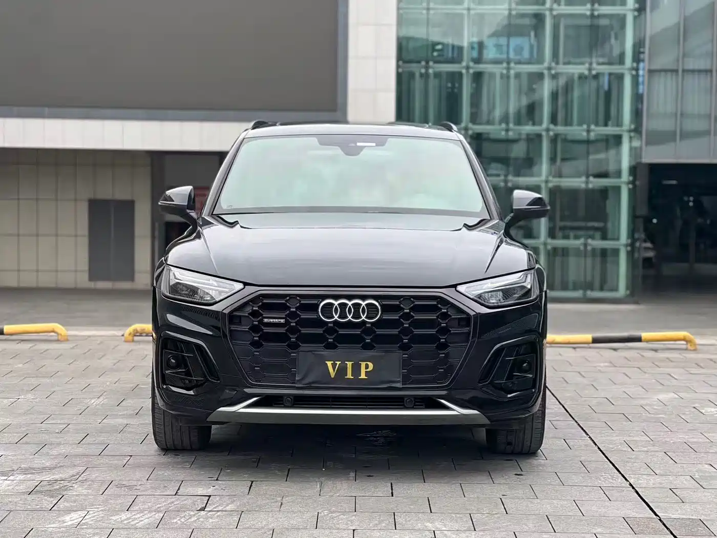 Audi Q5L 2023 40T Luxury Dynamic фото 2