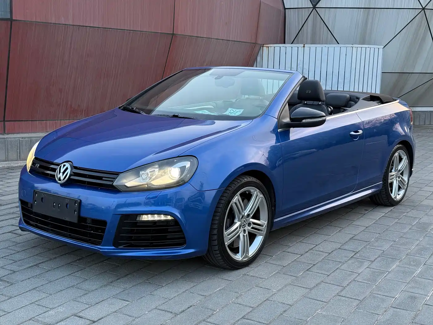 Photo 1 - Volkswagen Golf (Import)