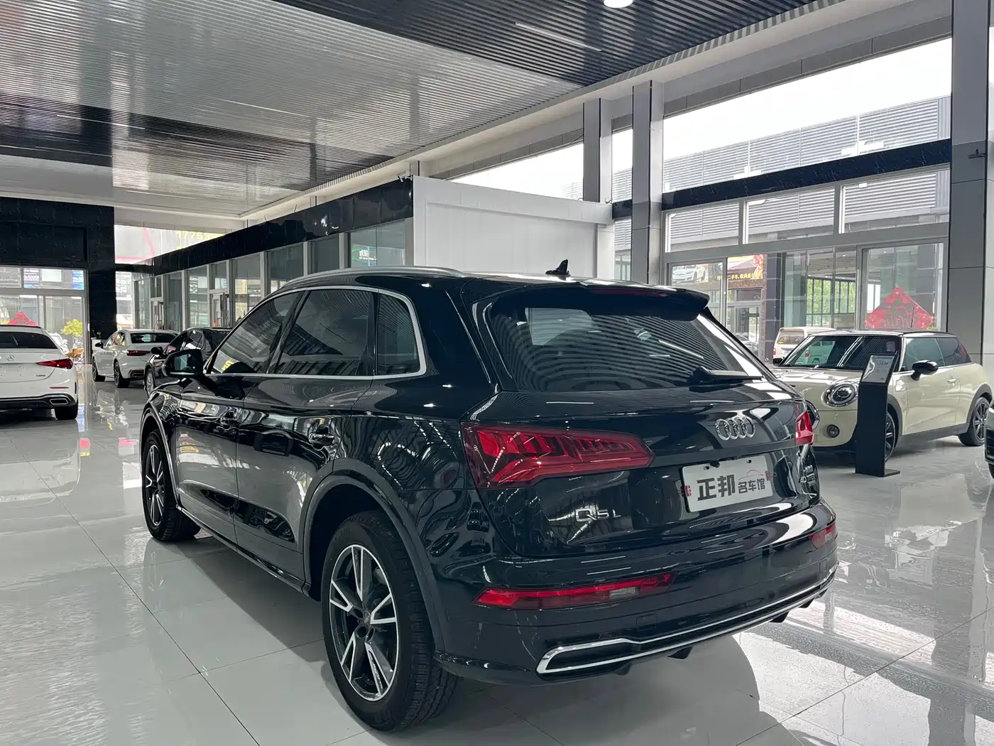 Audi Q5L 2020 40 TFSI Prestige Fashion фото 5