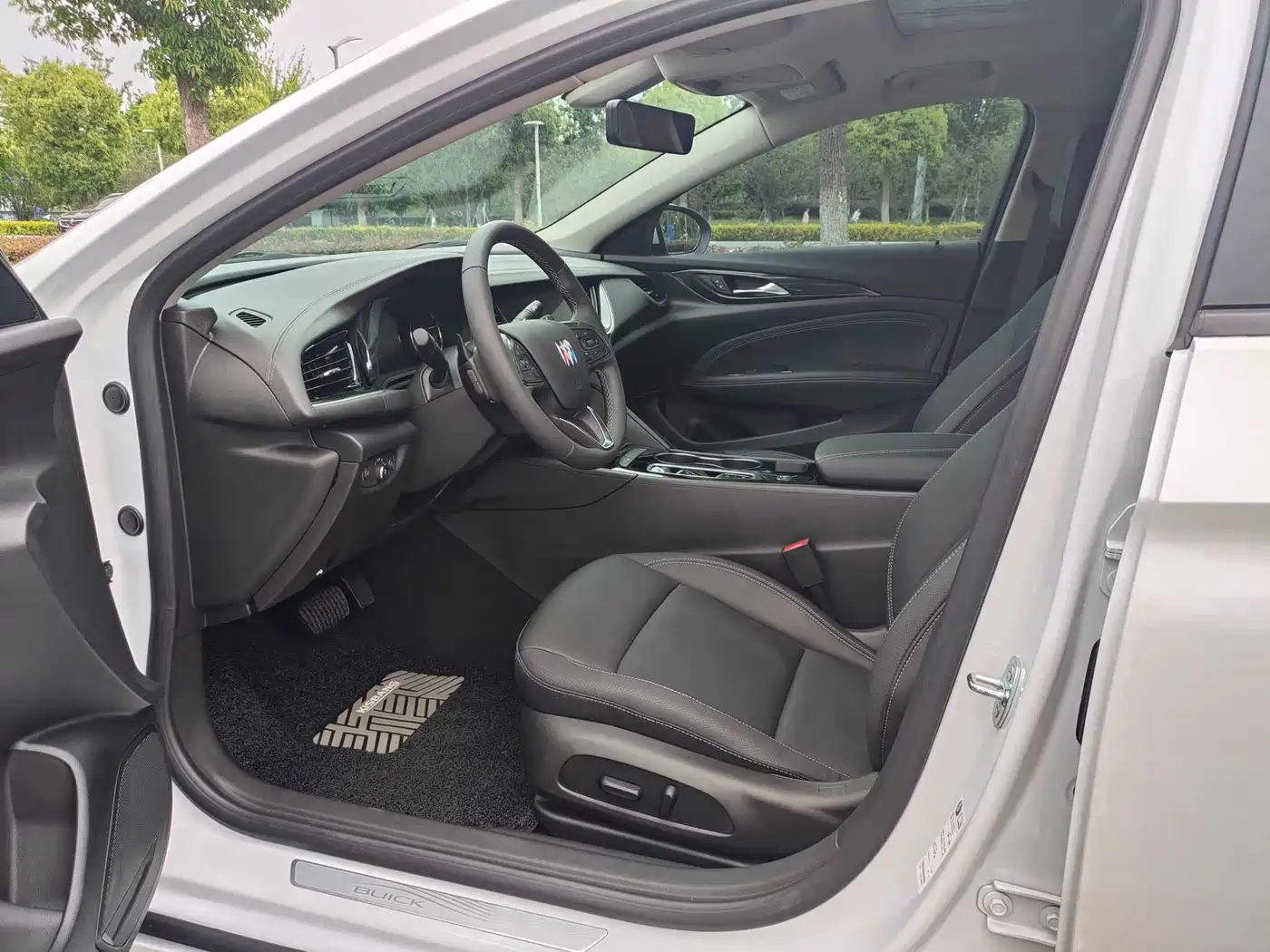 Buick Regal 2024 Facelift 28T Ultimate Enjoy Edition фото 8