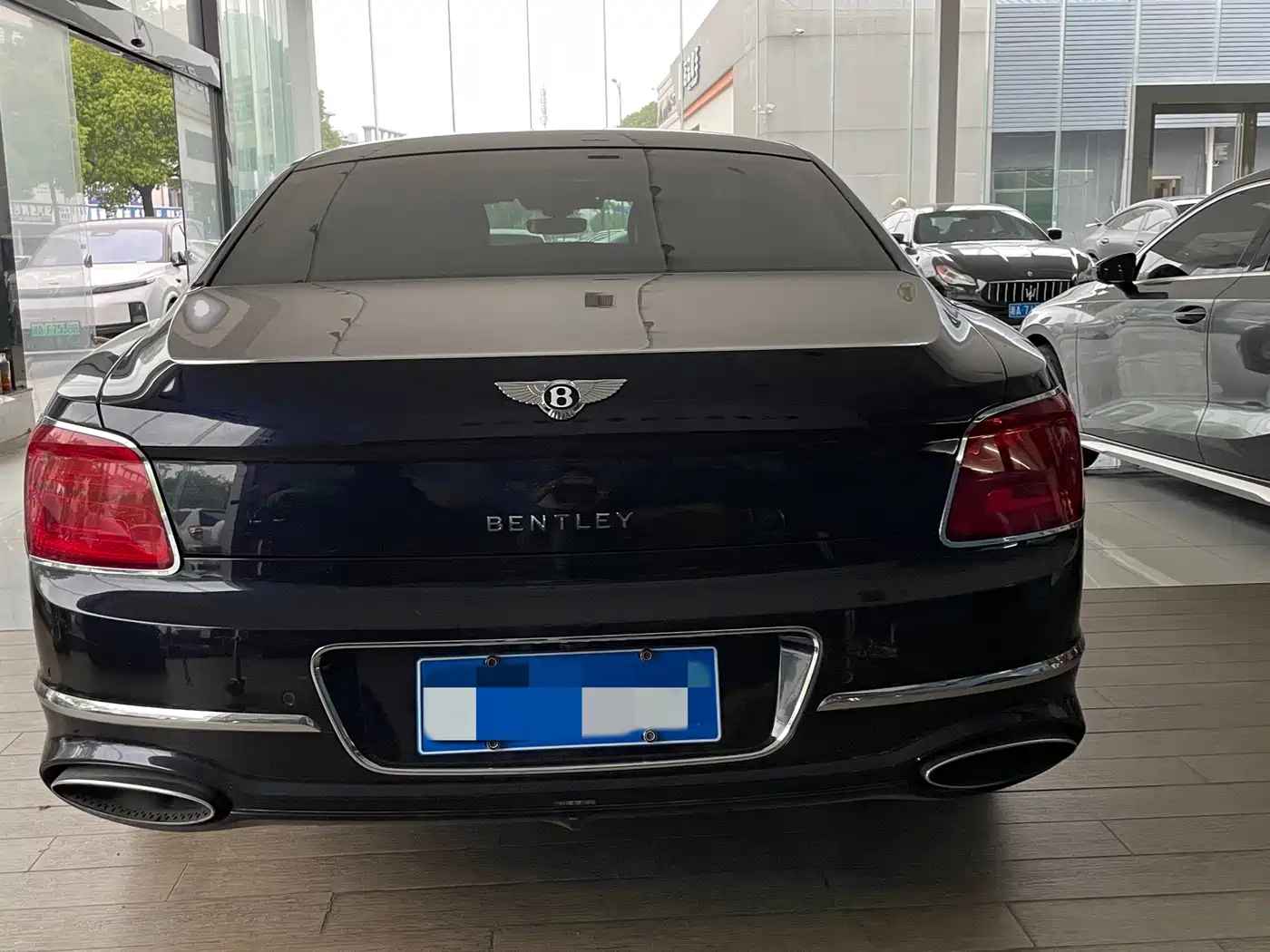Bentley Flying Spur 2020 6.0T W12 Standard Edition фото 9