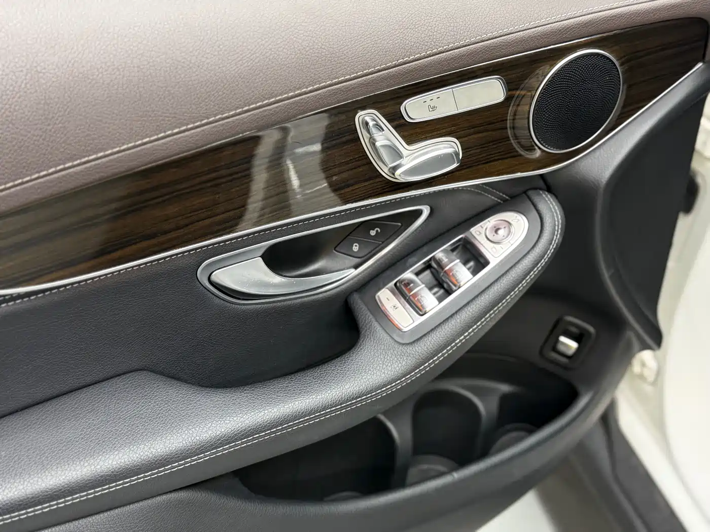 Mercedes-Benz GLC 2019 GLC 260 L 4MATIC Dynamic фото 17