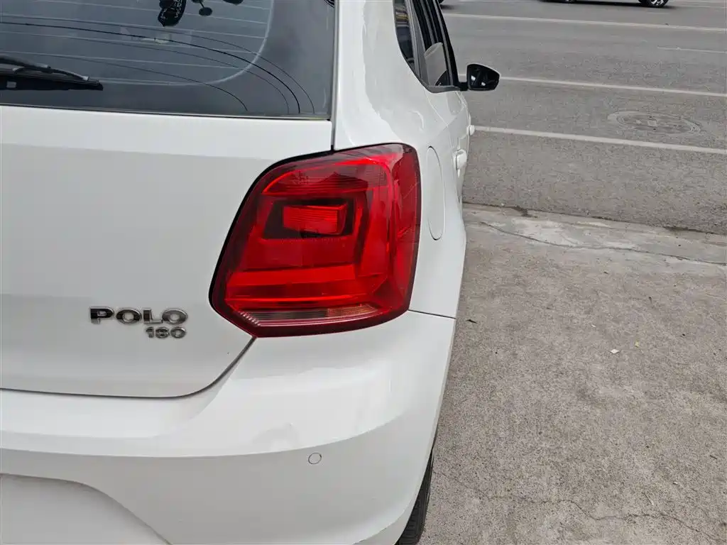 Volkswagen Polo 2018 1.5L Auto Comfort фото 8