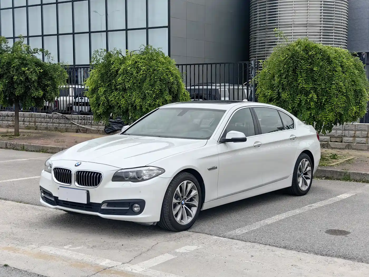 BMW 5 Series 2017 525Li Leading Edition
