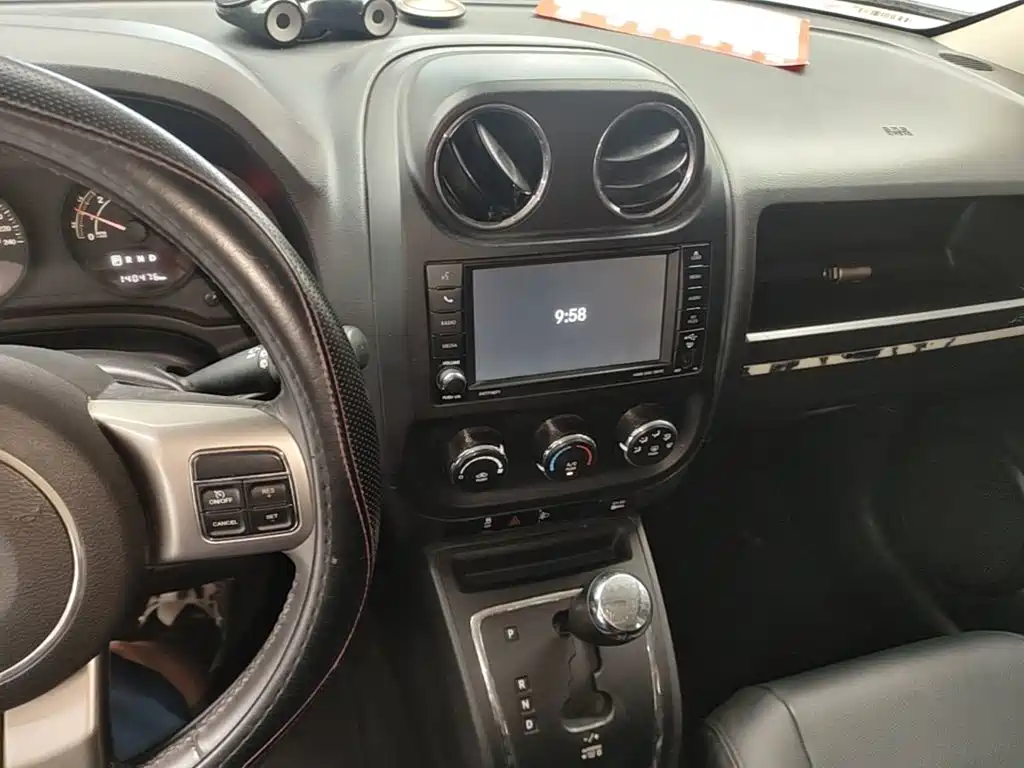 Jeep Patriot 2015 2014 2.0L Sport Enhanced Edition