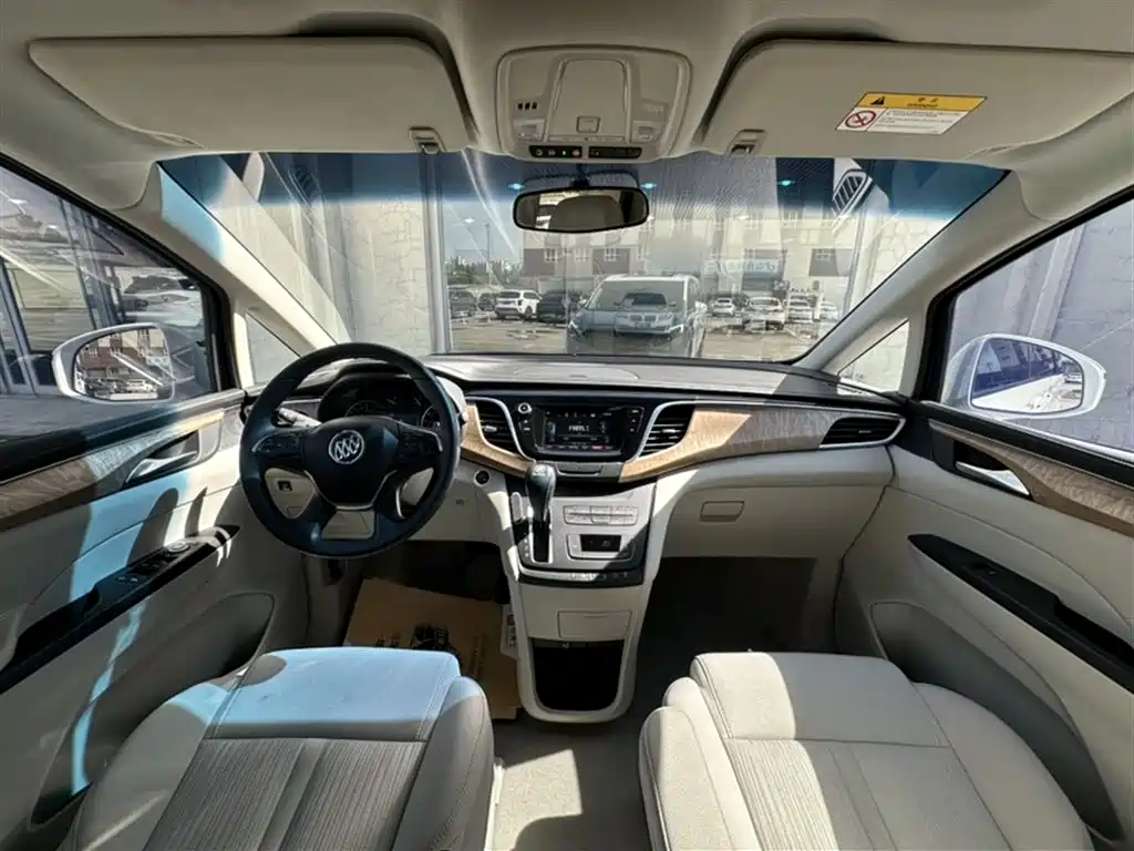Buick GL8 2017 ES 28T Comfort Type China V фото 13