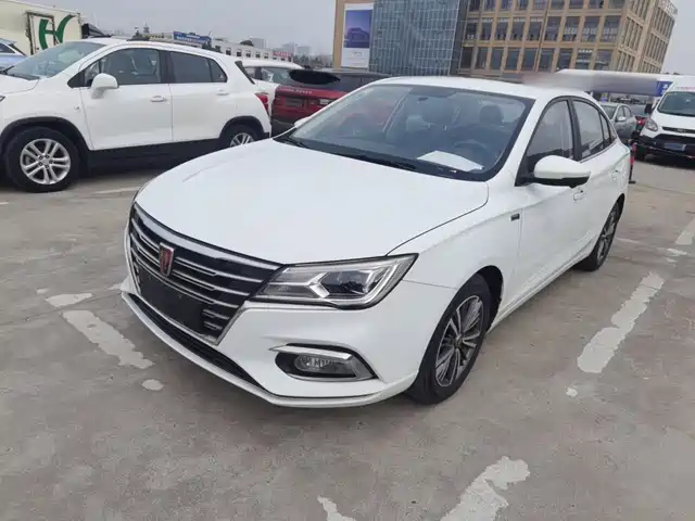 Roewe Roewe i5 2019 1.5L Auto 4G Langhao Edition