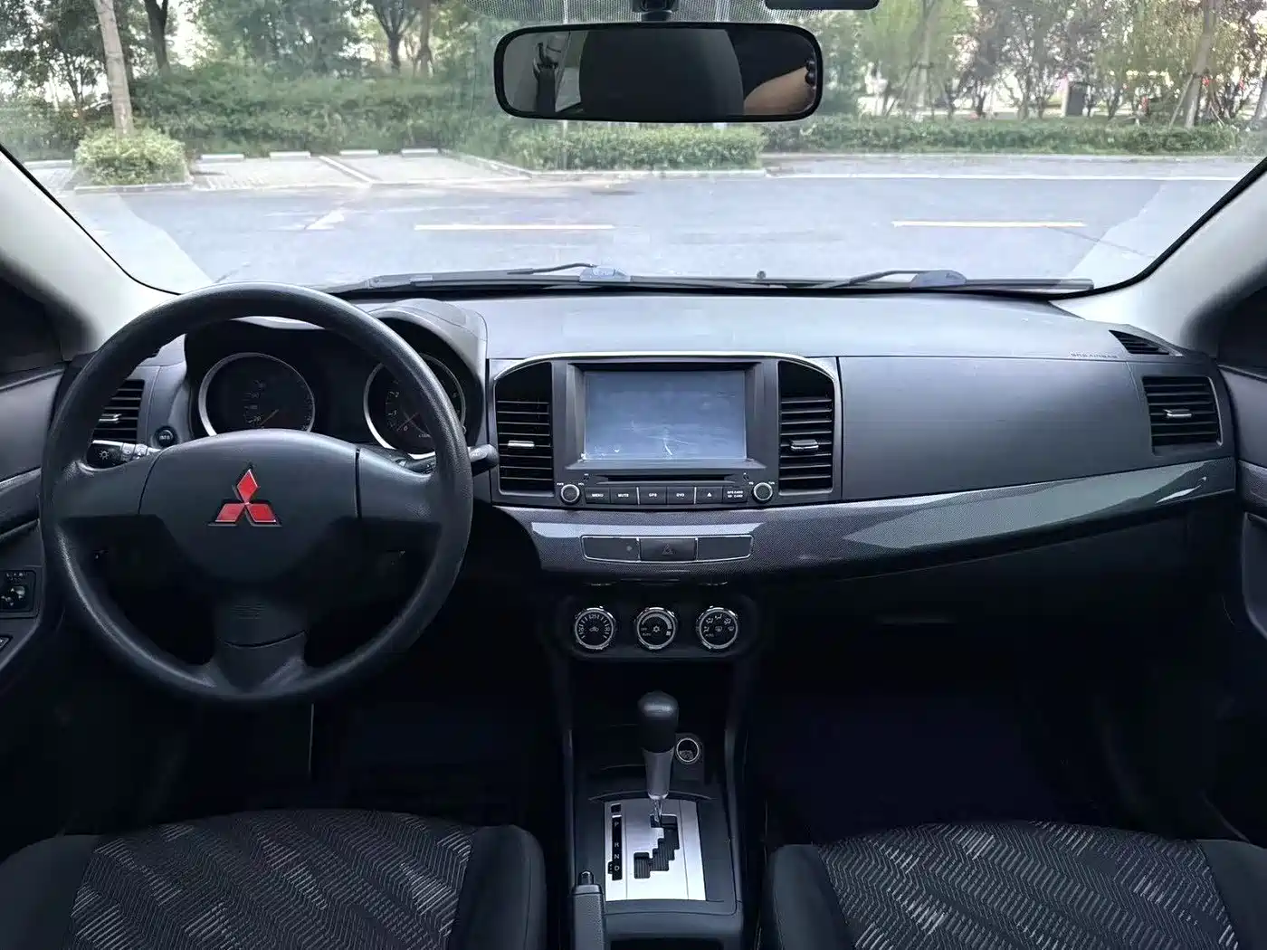 Mitsubishi Lancer EX 2011 Fashion Edition 1.8L CVT Comfort фото 4