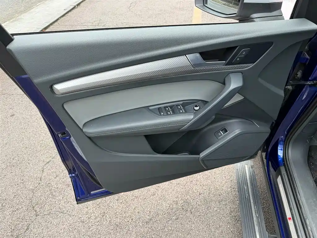 Audi Q5L 2018 40 TFSI Prestige Fashion (China V) фото 6